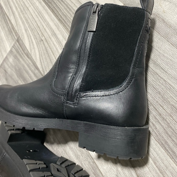 Vionic BrynnBlack Leather Waterproof ankle Boots Comfort Orthotopic Sole S8 X-14 - Picture 7 of 13